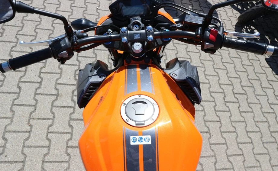 Umbgebautes Motorrad Honda CB500F Bild 21: Umbgebautes Motorrad Honda CB500F