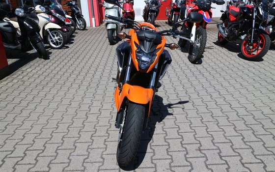 Umgebautes Motorrad Honda CB500F von Auto-und Motorradhaus Bürstadt GmbH - Bild 3 Umgebautes Motorrad Honda CB500F von Auto-und Motorradhaus Bürstadt GmbH - Bild 3