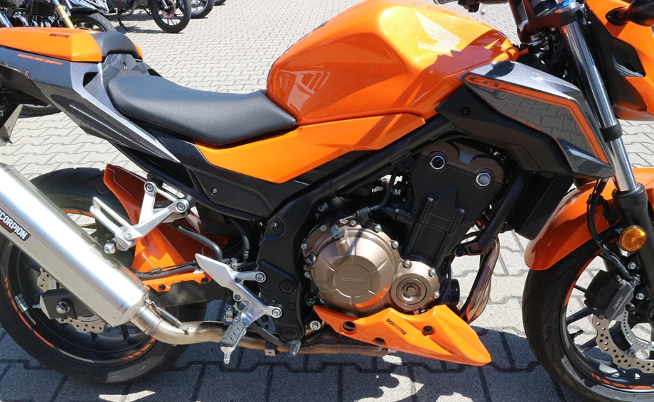 Umbgebautes Motorrad Honda CB500F Bild 8: Umbgebautes Motorrad Honda CB500F