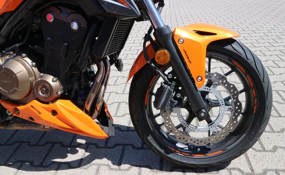 Umbgebautes Motorrad Honda CB500F Bild 9: Umbgebautes Motorrad Honda CB500F
