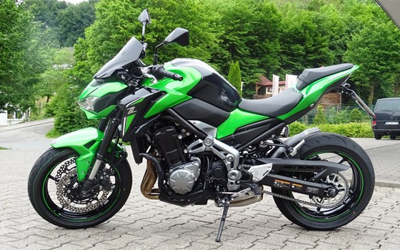 Umgebautes Motorrad Kawasaki Z900 von Motorrad & AutoTeam Klaus Fronz - Bild 1 Umgebautes Motorrad Kawasaki Z900 von Motorrad & AutoTeam Klaus Fronz - Bild 1