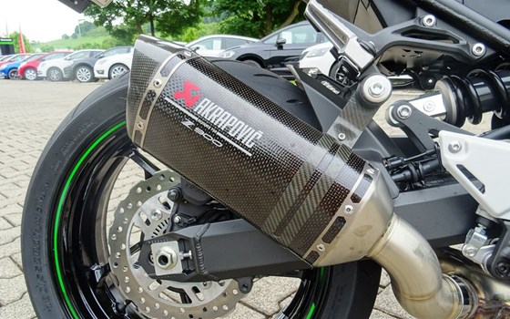 Umgebautes Motorrad Kawasaki Z900 von Motorrad & AutoTeam Klaus Fronz - Bild 7 Umgebautes Motorrad Kawasaki Z900 von Motorrad & AutoTeam Klaus Fronz - Bild 7