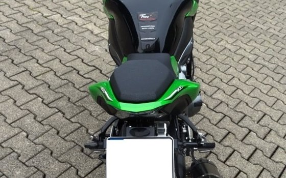 Umgebautes Motorrad Kawasaki Z900 von Motorrad & AutoTeam Klaus Fronz - Bild 8 Umgebautes Motorrad Kawasaki Z900 von Motorrad & AutoTeam Klaus Fronz - Bild 8