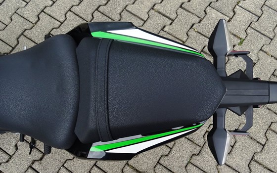 Umgebautes Motorrad Kawasaki Z650 von Motorrad & AutoTeam Klaus Fronz - Bild 11 Umgebautes Motorrad Kawasaki Z650 von Motorrad & AutoTeam Klaus Fronz - Bild 11