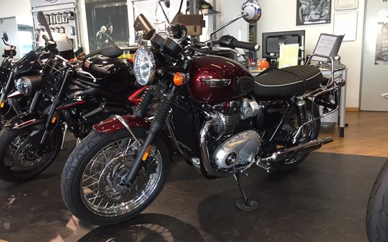 Umgebautes Motorrad Triumph Bonneville T120 von IL MOTO  Motorradhandel und Reparaturwerkstätte GesmbH - Bild 3 Umgebautes Motorrad Triumph Bonneville T120 von IL MOTO  Motorradhandel und Reparaturwerkstätte GesmbH - Bild 3