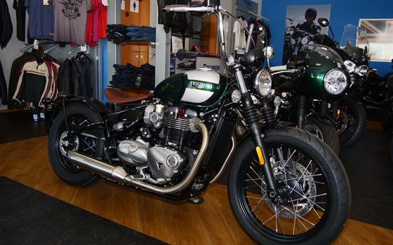 Umgebautes Motorrad Triumph Bonneville Bobber von Promotec GmbH - Bild 1 Umgebautes Motorrad Triumph Bonneville Bobber von Promotec GmbH - Bild 1