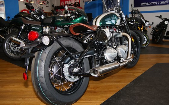 Umgebautes Motorrad Triumph Bonneville Bobber von Promotec GmbH - Bild 3 Umgebautes Motorrad Triumph Bonneville Bobber von Promotec GmbH - Bild 3