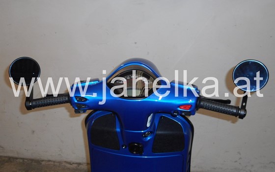 Umgebautes Motorrad Vespa GTS 300 i.e. Super von Jahelka Zweirad GmbH - Bild 7 Umgebautes Motorrad Vespa GTS 300 i.e. Super von Jahelka Zweirad GmbH - Bild 7