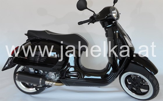 Umgebautes Motorrad Vespa GTS 300 i.e. Super von Jahelka Zweirad GmbH - Bild 1 Umgebautes Motorrad Vespa GTS 300 i.e. Super von Jahelka Zweirad GmbH - Bild 1