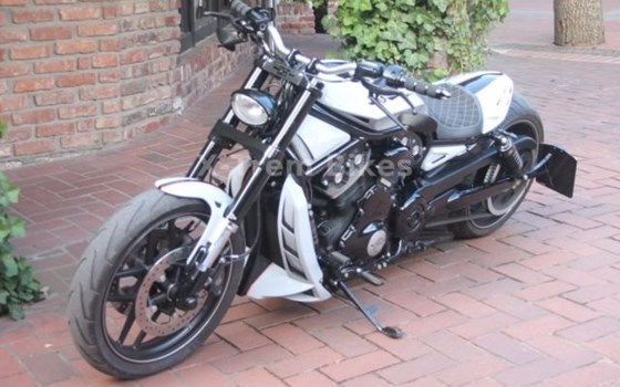 Umgebautes Motorrad Harley-Davidson V-Rod Night Rod VRSCD von X-Trem Custombikes - Bild 2 Umgebautes Motorrad Harley-Davidson V-Rod Night Rod VRSCD von X-Trem Custombikes - Bild 2