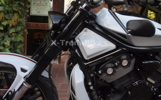 Umgebautes Motorrad Harley-Davidson V-Rod Night Rod VRSCD von X-Trem Custombikes - Bild 4 Umgebautes Motorrad Harley-Davidson V-Rod Night Rod VRSCD von X-Trem Custombikes - Bild 4