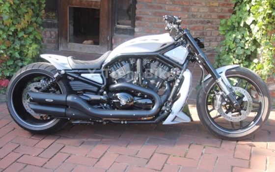 Umgebautes Motorrad Harley-Davidson V-Rod Night Rod VRSCD von X-Trem Custombikes - Bild 6 Umgebautes Motorrad Harley-Davidson V-Rod Night Rod VRSCD von X-Trem Custombikes - Bild 6
