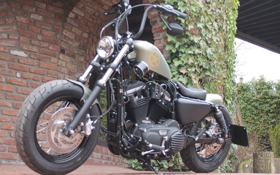 Umgebautes Motorrad Harley-Davidson Sportster XL 1200CB von X-Trem Custombikes - Bild 3 Umgebautes Motorrad Harley-Davidson Sportster XL 1200CB von X-Trem Custombikes - Bild 3