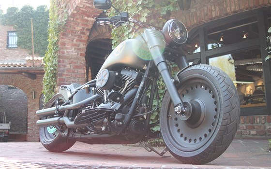 Umgebautes Motorrad Harley-Davidson Softail Fat Boy Special FLSTFB von X-Trem Custombikes - Bild 16 Umgebautes Motorrad Harley-Davidson Softail Fat Boy Special FLSTFB von X-Trem Custombikes - Bild 16