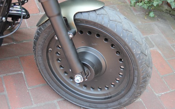 Umgebautes Motorrad Harley-Davidson Softail Fat Boy Special FLSTFB von X-Trem Custombikes - Bild 22 Umgebautes Motorrad Harley-Davidson Softail Fat Boy Special FLSTFB von X-Trem Custombikes - Bild 22