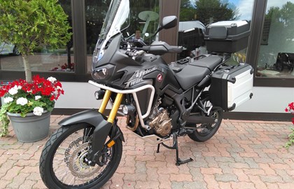 Honda CRF1000L Africa Twin DCT Custom Bike Honda CRF1000L Africa Twin DCT Custom Bike