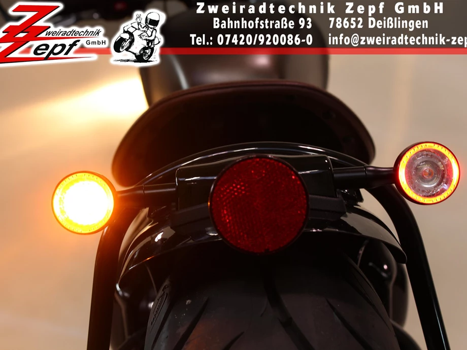 Umbgebautes Motorrad Triumph Bonneville Bobber Bild 10: Umbgebautes Motorrad Triumph Bonneville Bobber