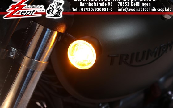 Umgebautes Motorrad Triumph Bonneville Bobber von Zweiradtechnik Zepf GmbH - Bild 7 Umgebautes Motorrad Triumph Bonneville Bobber von Zweiradtechnik Zepf GmbH - Bild 7