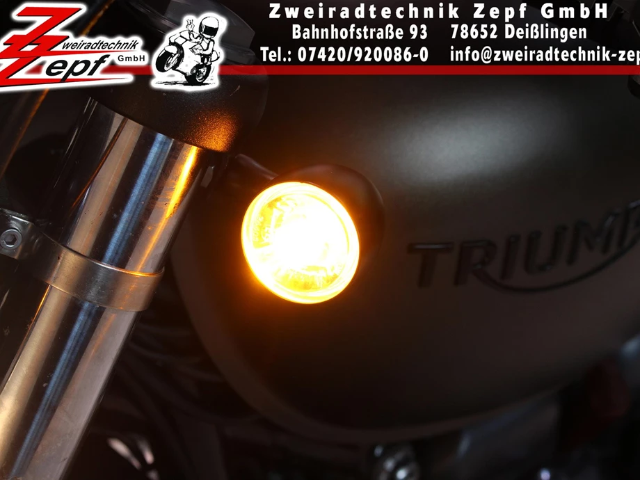 Umbgebautes Motorrad Triumph Bonneville Bobber Bild 7: Umbgebautes Motorrad Triumph Bonneville Bobber
