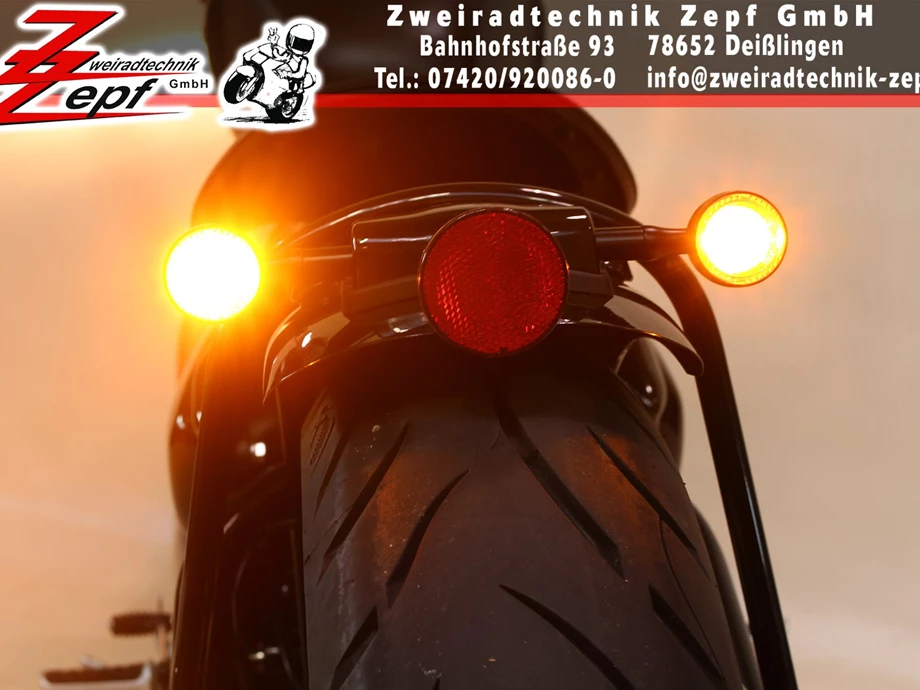 Umbgebautes Motorrad Triumph Bonneville Bobber Bild 9: Umbgebautes Motorrad Triumph Bonneville Bobber
