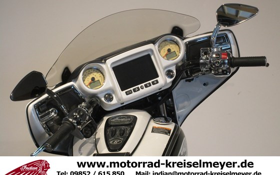 Umgebautes Motorrad Indian Chieftain von Motorrad Kreiselmeyer GmbH - Bild 10 Umgebautes Motorrad Indian Chieftain von Motorrad Kreiselmeyer GmbH - Bild 10