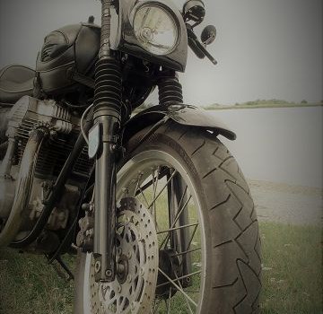 Umgebautes Motorrad Kawasaki W 650 von tagatasch - Bild 7 Umgebautes Motorrad Kawasaki W 650 von tagatasch - Bild 7