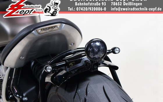 Umgebautes Motorrad Triumph Bonneville Bobber von Zweiradtechnik Zepf GmbH - Bild 4 Umgebautes Motorrad Triumph Bonneville Bobber von Zweiradtechnik Zepf GmbH - Bild 4