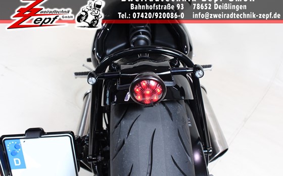 Umgebautes Motorrad Triumph Bonneville Bobber von Zweiradtechnik Zepf GmbH - Bild 7 Umgebautes Motorrad Triumph Bonneville Bobber von Zweiradtechnik Zepf GmbH - Bild 7
