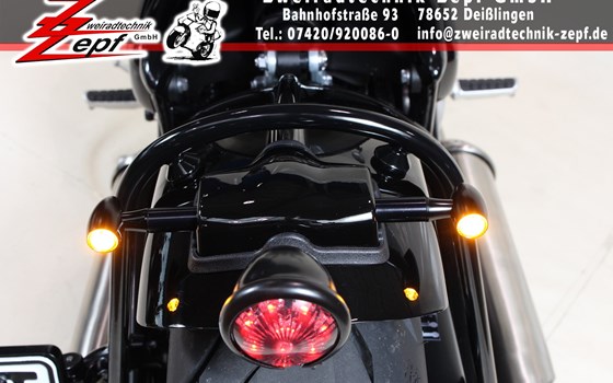 Umgebautes Motorrad Triumph Bonneville Bobber von Zweiradtechnik Zepf GmbH - Bild 9 Umgebautes Motorrad Triumph Bonneville Bobber von Zweiradtechnik Zepf GmbH - Bild 9