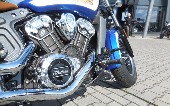 Umgebautes Motorrad Indian Scout von Natuschke & Lange - Bild 7 Umgebautes Motorrad Indian Scout von Natuschke & Lange - Bild 7