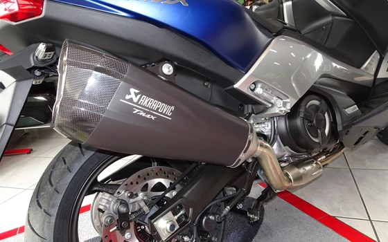 Umgebautes Motorrad Yamaha TMAX DX von Zweiradcenter Steyr e.U., Peter Bührer - Bild 8 Umgebautes Motorrad Yamaha TMAX DX von Zweiradcenter Steyr e.U., Peter Bührer - Bild 8