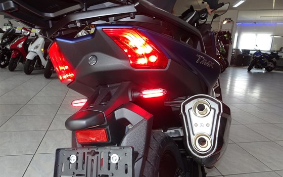 Umgebautes Motorrad Yamaha TMAX DX von Zweiradcenter Steyr e.U., Peter Bührer - Bild 9 Umgebautes Motorrad Yamaha TMAX DX von Zweiradcenter Steyr e.U., Peter Bührer - Bild 9