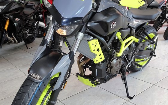 Umgebautes Motorrad Yamaha MT-07 Moto Cage von Zweiradcenter Steyr e.U., Peter Bührer - Bild 3 Umgebautes Motorrad Yamaha MT-07 Moto Cage von Zweiradcenter Steyr e.U., Peter Bührer - Bild 3