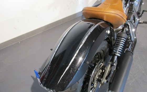 Umgebautes Motorrad Indian Scout von Motorrad Kreiselmeyer GmbH - Bild 14 Umgebautes Motorrad Indian Scout von Motorrad Kreiselmeyer GmbH - Bild 14