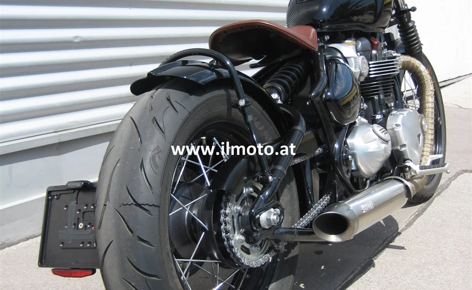 Umbgebautes Motorrad Triumph Bonneville Bobber Bild 5: Umbgebautes Motorrad Triumph Bonneville Bobber