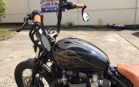 Umgebautes Motorrad Triumph Bonneville Bobber von Triumph Düsseldorf Matching Bikes ZK GmbH - Bild 2 Umgebautes Motorrad Triumph Bonneville Bobber von Triumph Düsseldorf Matching Bikes ZK GmbH - Bild 2