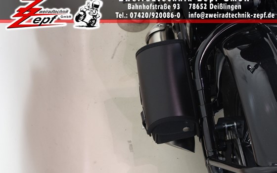 Umgebautes Motorrad Triumph Bonneville Bobber von Zweiradtechnik Zepf GmbH - Bild 14 Umgebautes Motorrad Triumph Bonneville Bobber von Zweiradtechnik Zepf GmbH - Bild 14
