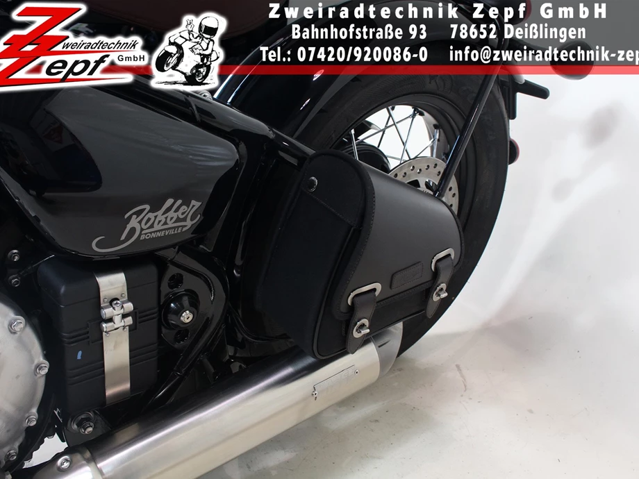 Umbgebautes Motorrad Triumph Bonneville Bobber Bild 15: Umbgebautes Motorrad Triumph Bonneville Bobber