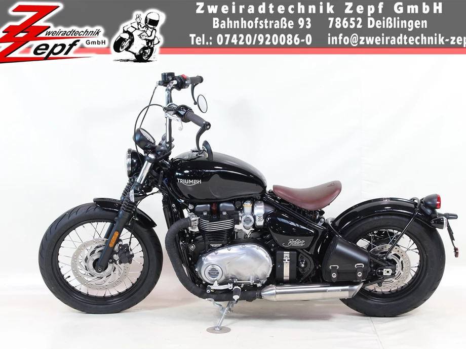 Umbgebautes Motorrad Triumph Bonneville Bobber Bild 2: Umbgebautes Motorrad Triumph Bonneville Bobber