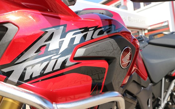 Umgebautes Motorrad Honda CRF1000L Africa Twin von Auto-und Motorradhaus Bürstadt GmbH - Bild 15 Umgebautes Motorrad Honda CRF1000L Africa Twin von Auto-und Motorradhaus Bürstadt GmbH - Bild 15