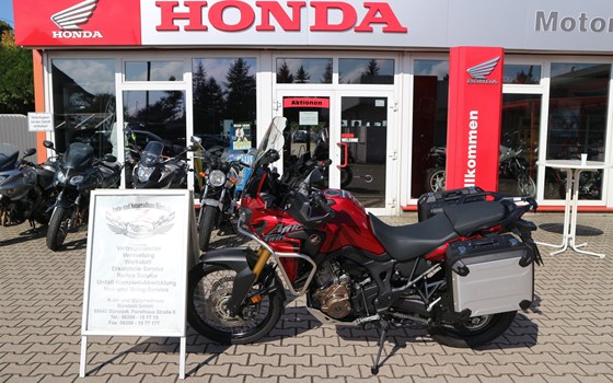 Umgebautes Motorrad Honda CRF1000L Africa Twin von Auto-und Motorradhaus Bürstadt GmbH - Bild 2 Umgebautes Motorrad Honda CRF1000L Africa Twin von Auto-und Motorradhaus Bürstadt GmbH - Bild 2