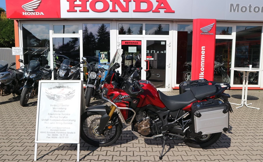 Rebuilt motorbike Honda CRF1000L Africa Twin Bild 2: Rebuilt motorbike Honda CRF1000L Africa Twin