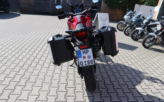 Umgebautes Motorrad Honda CRF1000L Africa Twin von Auto-und Motorradhaus Bürstadt GmbH - Bild 4 Umgebautes Motorrad Honda CRF1000L Africa Twin von Auto-und Motorradhaus Bürstadt GmbH - Bild 4