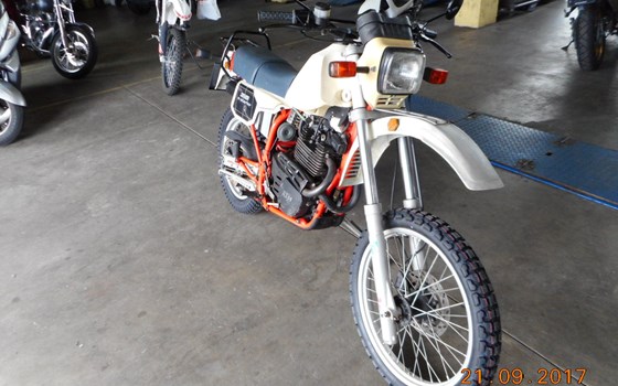 Umgebautes Motorrad KTM 350 GS von HK-Technik Kemeter OG - Bild 1 Umgebautes Motorrad KTM 350 GS von HK-Technik Kemeter OG - Bild 1