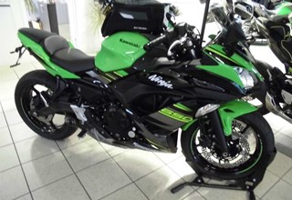 Kawasaki Ninja 650 KRT