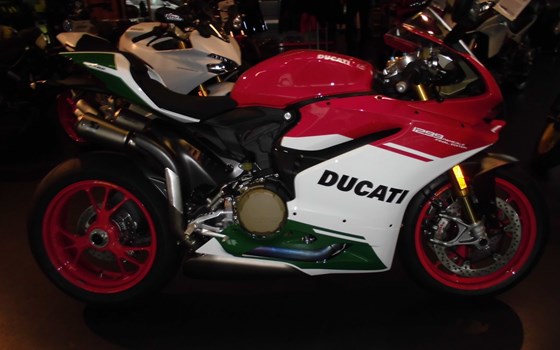 Umgebautes Motorrad Ducati 1299 Panigale R von Team Wahlers GmbH - Bild 15 Umgebautes Motorrad Ducati 1299 Panigale R von Team Wahlers GmbH - Bild 15
