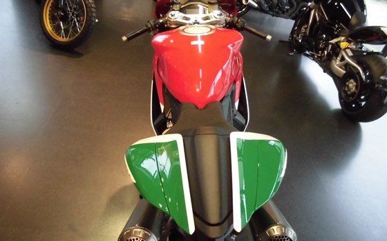 Umgebautes Motorrad Ducati 1299 Panigale R von Team Wahlers GmbH - Bild 4 Umgebautes Motorrad Ducati 1299 Panigale R von Team Wahlers GmbH - Bild 4