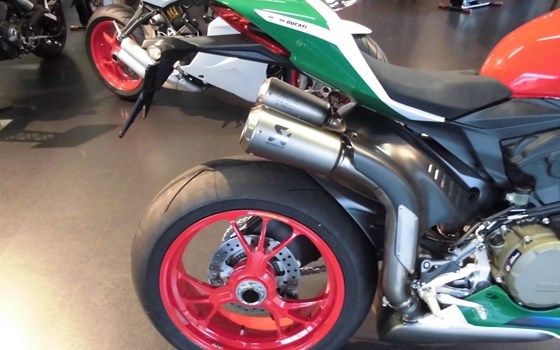 Umgebautes Motorrad Ducati 1299 Panigale R von Team Wahlers GmbH - Bild 9 Umgebautes Motorrad Ducati 1299 Panigale R von Team Wahlers GmbH - Bild 9