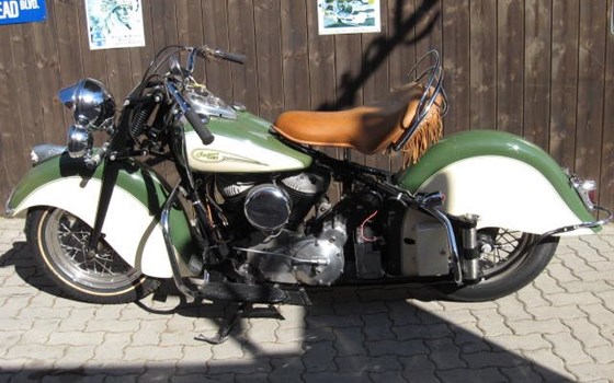 Umgebautes Motorrad Indian Chief von Spocks Motorcycles GmbH - Bild 8 Umgebautes Motorrad Indian Chief von Spocks Motorcycles GmbH - Bild 8