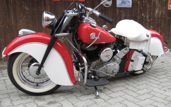 Umgebautes Motorrad Indian Chief von Spocks Motorcycles GmbH - Bild 2 Umgebautes Motorrad Indian Chief von Spocks Motorcycles GmbH - Bild 2